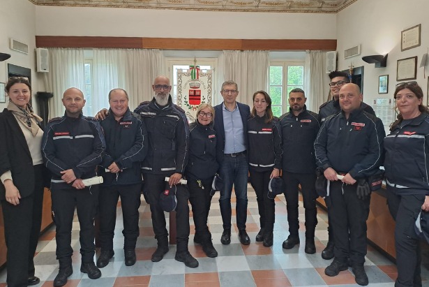 encomio vigili PL